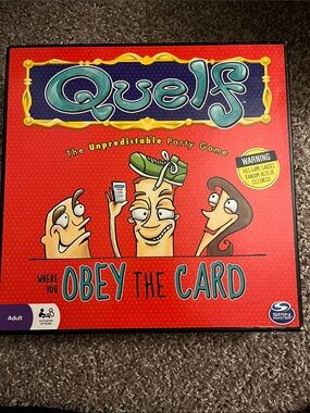 Quelf Party Game - - Red